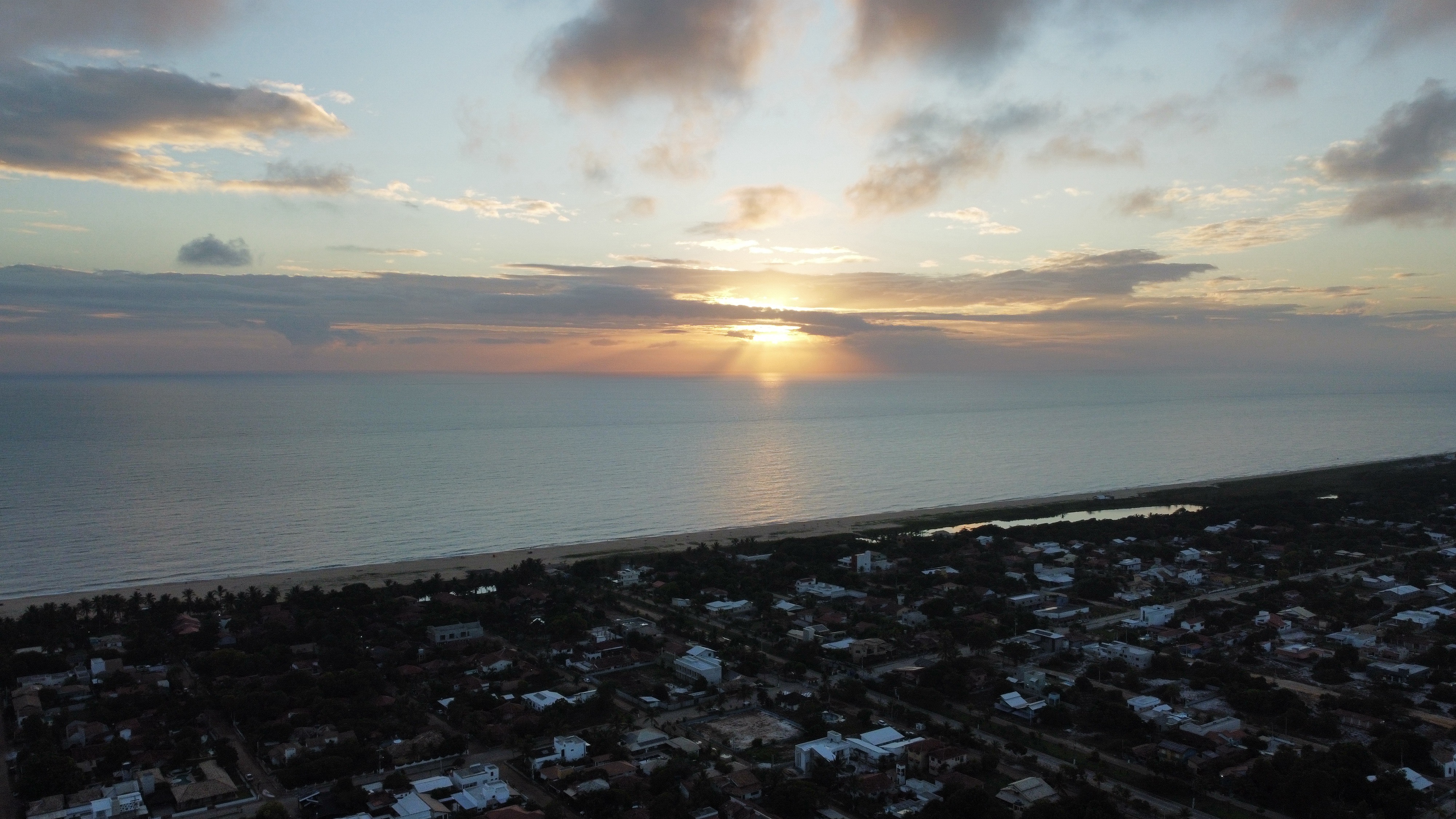 Pôr do sol em Guaratiba